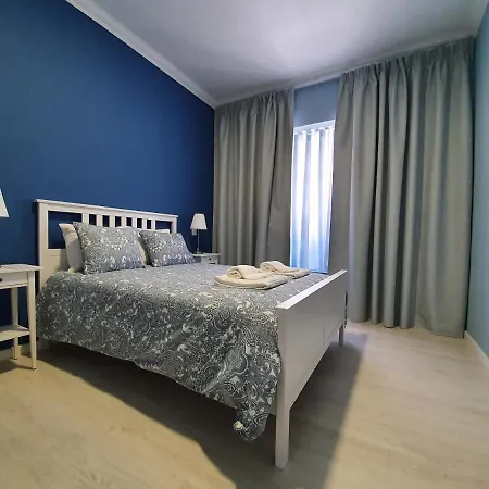 - Casa Amarela - *