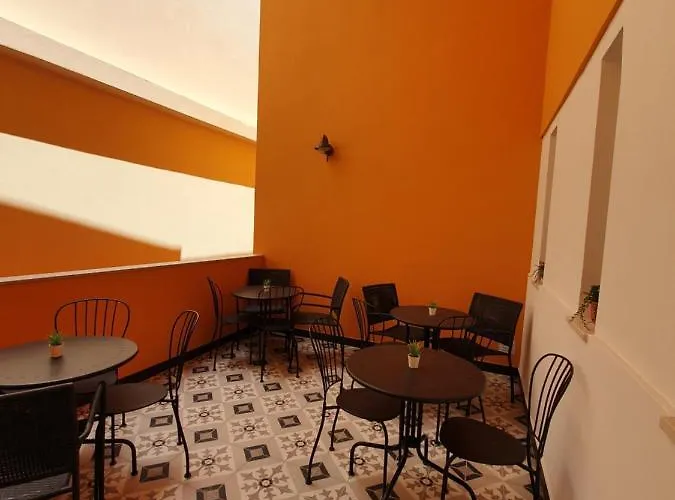- Casa Amarela - *
