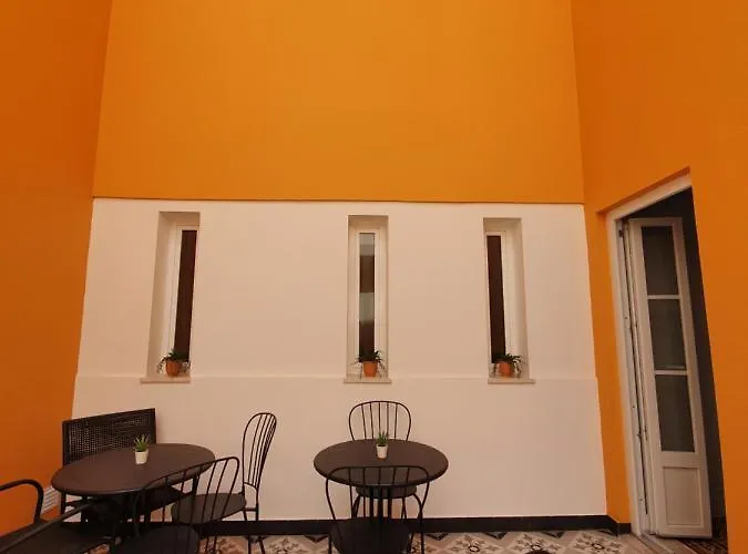 - Casa Amarela - *