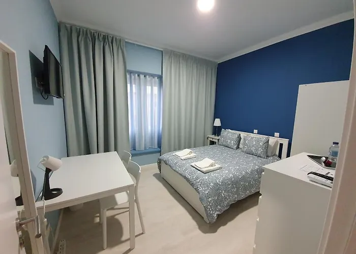 - Casa Amarela - *