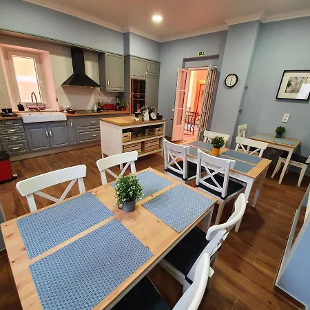 - Casa Amarela - *