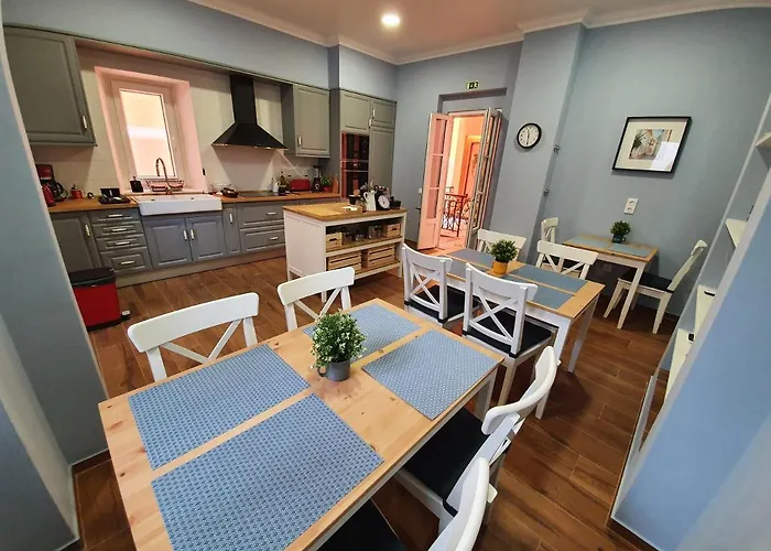 - Casa Amarela - *
