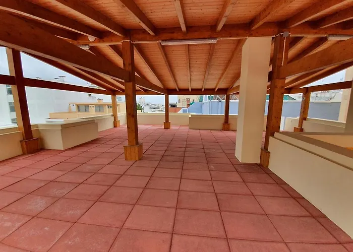 - Casa Amarela - * פארו